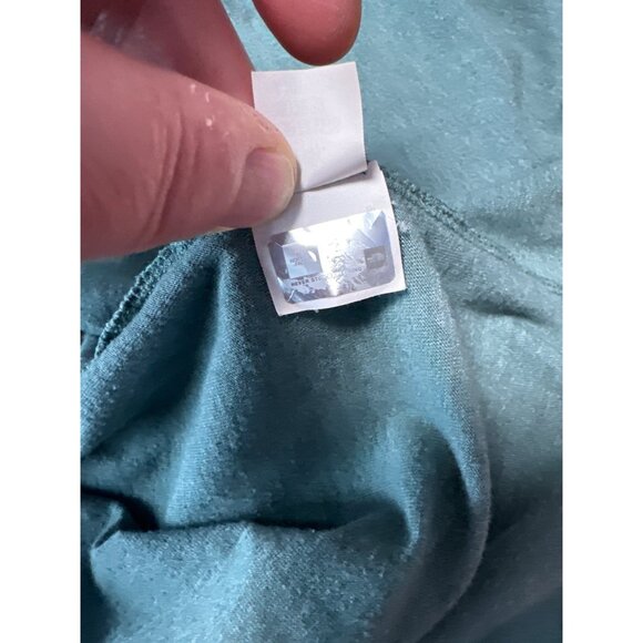 The North Face Lot of 2 Raglan Sleeve Classic Fit Graphic T-Shirts L - Picture 6 of 15